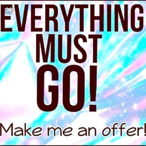 Accepting reasonable offers 💙💖💛